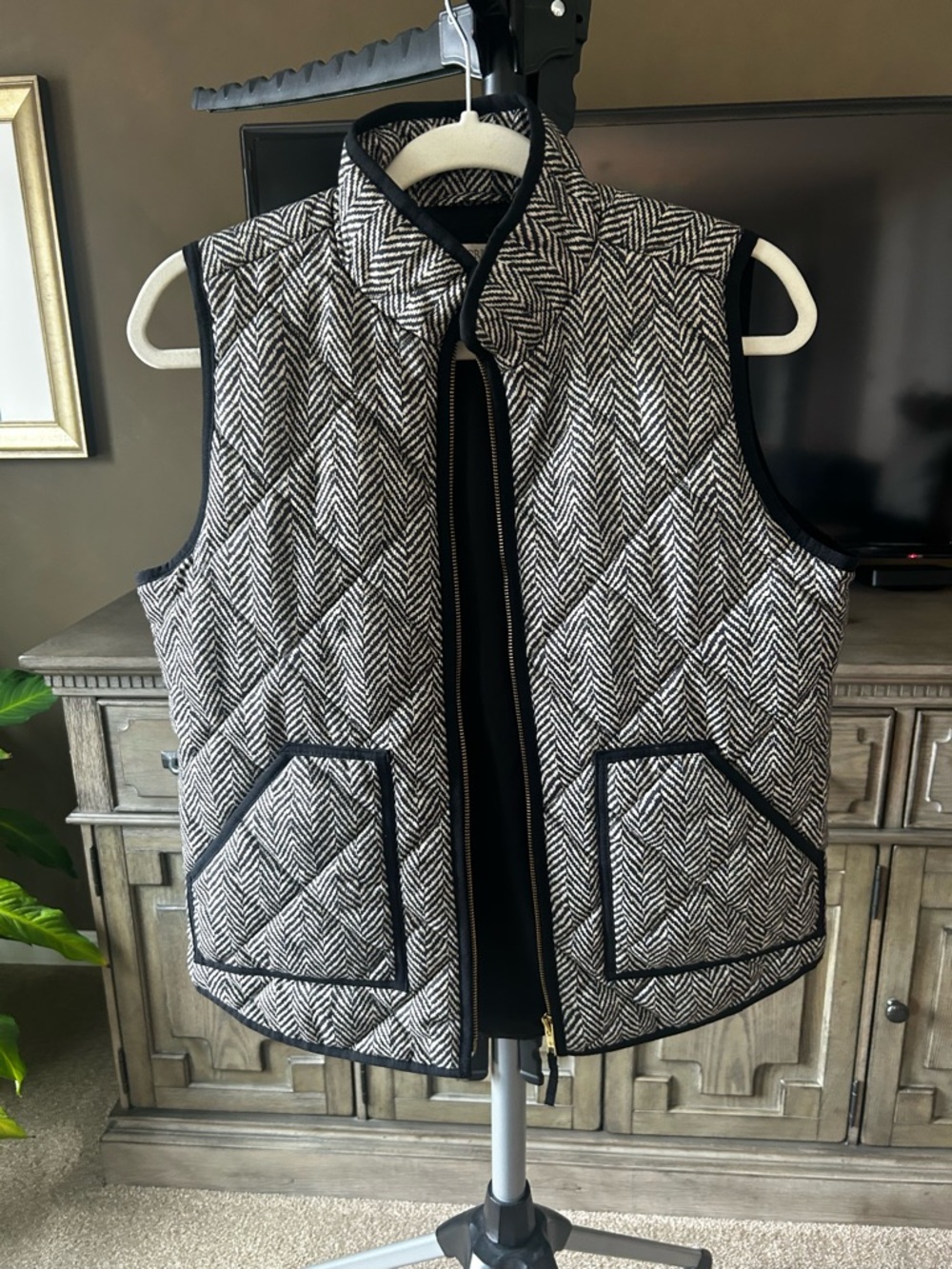 J Crew Quilted Herringbone Sleeveless Vest - Black & White